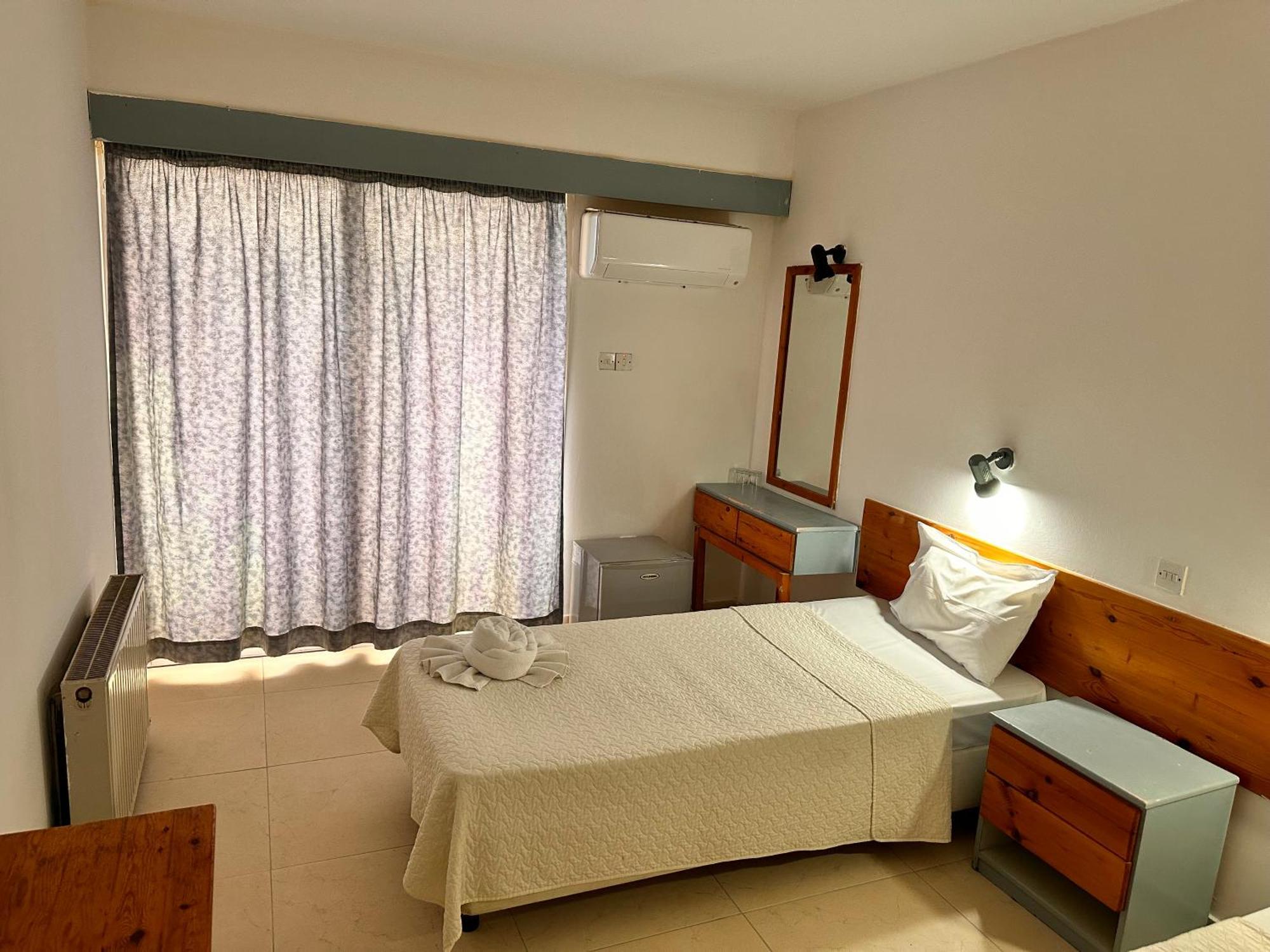 San Remo Hotel Larnaca Luaran gambar